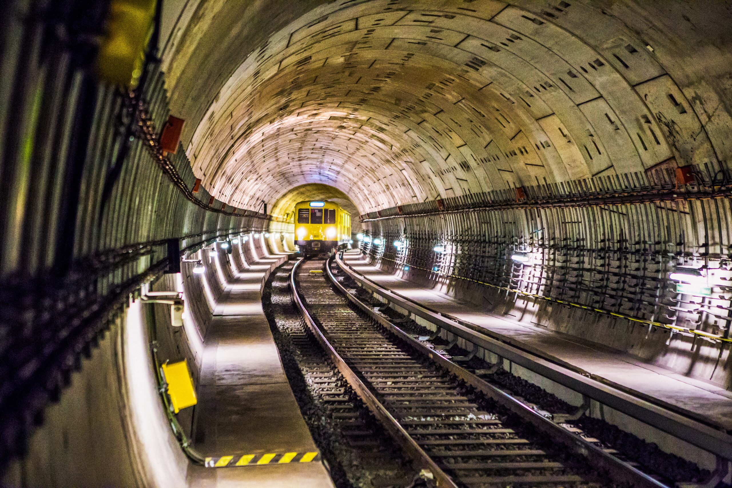 a metro going towards it's next destination
